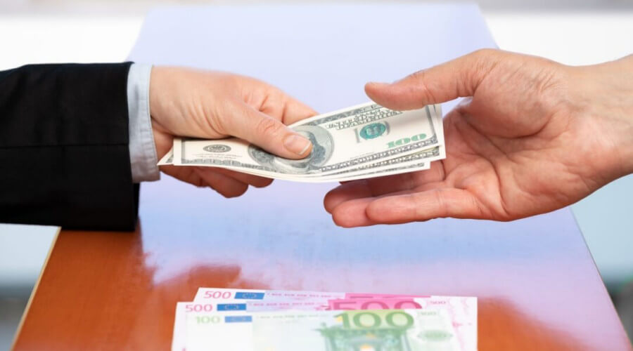 currency exchange secrets